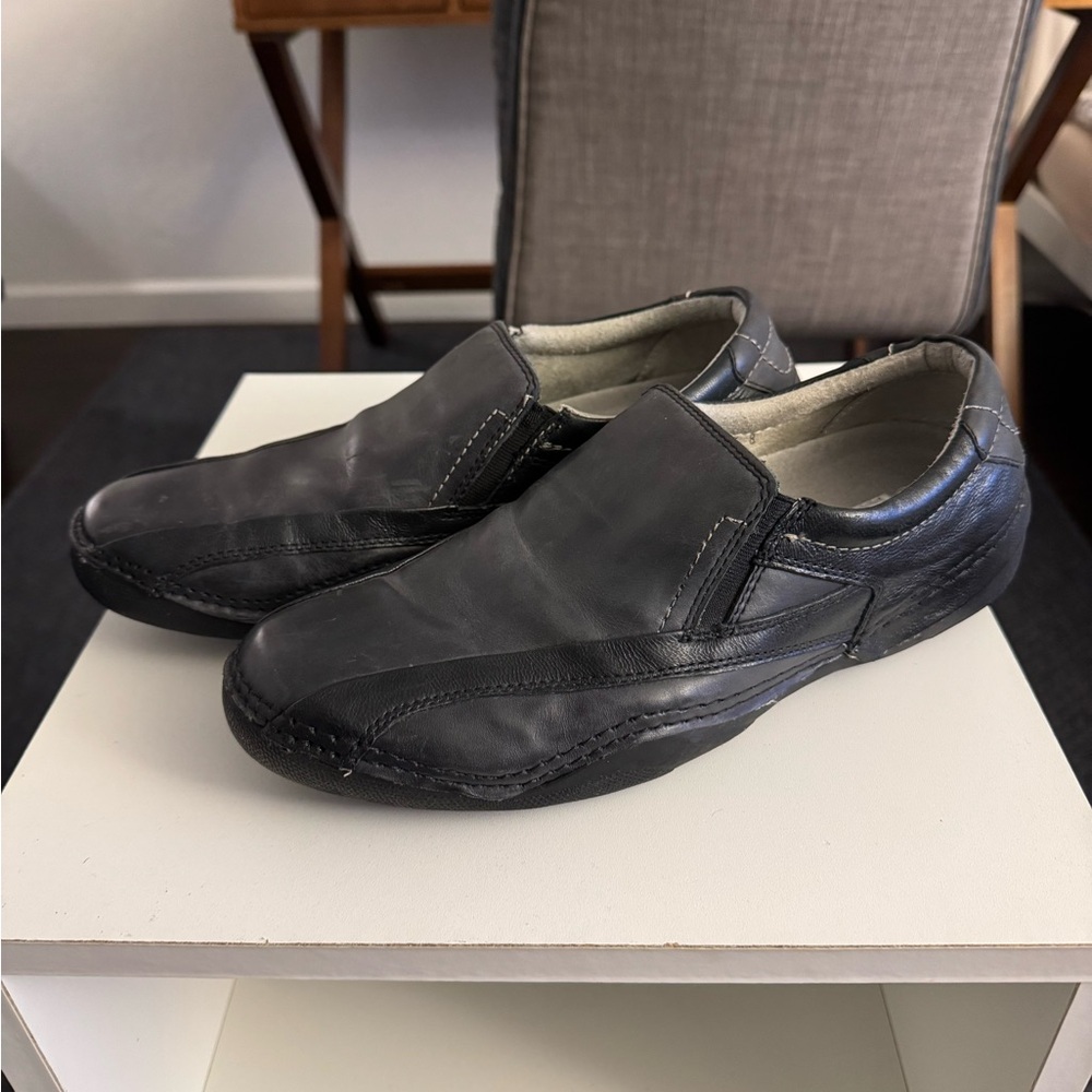 Steve Madden Men's Black Leather Slip-On Shoes sz 8 fits narrow
